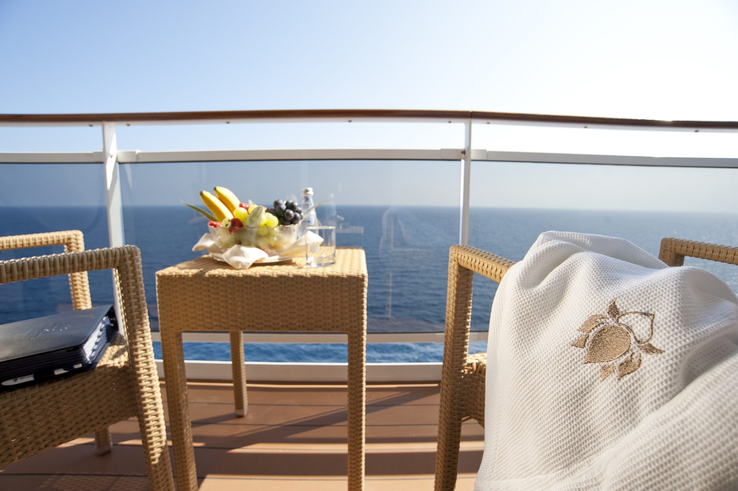 "SP_YC_balcony suite_01.jpg"